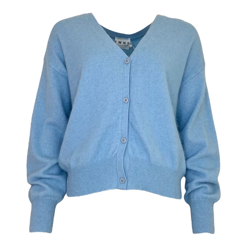 long-sleeved v-neck buttoned cardigan