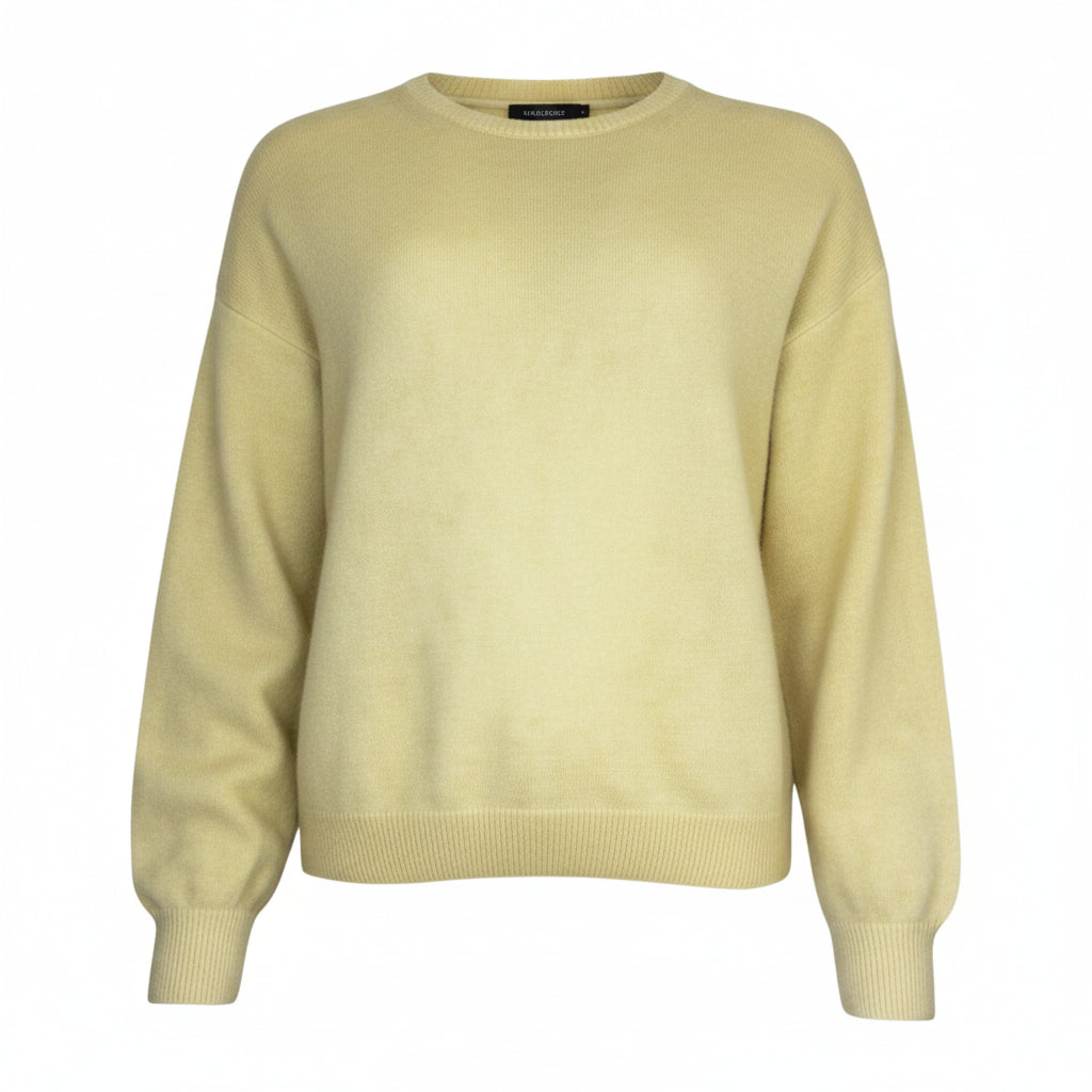 long-sleeved round-neck pullover