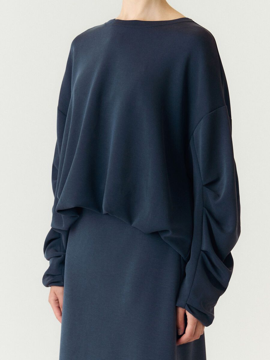 YAScoze sweater