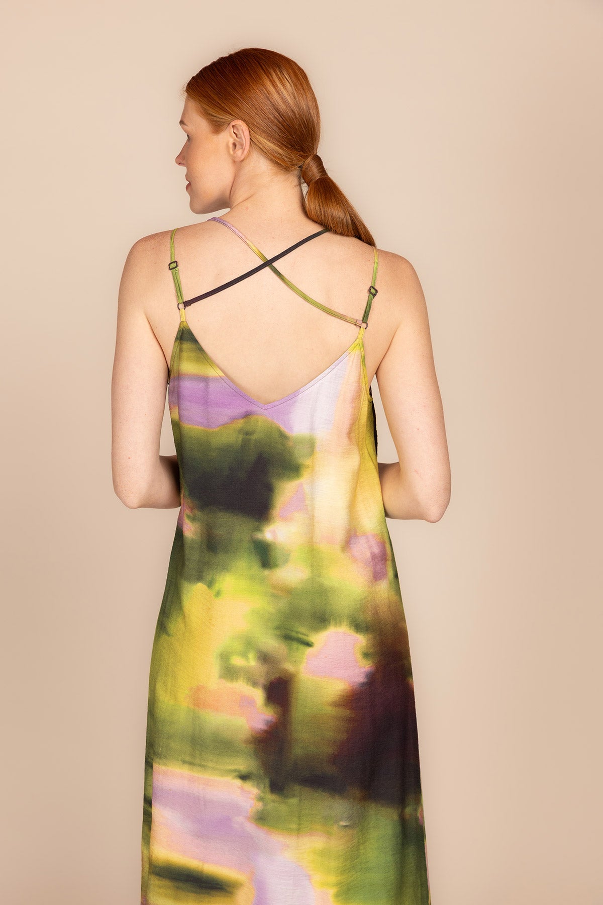 9111 GU dress