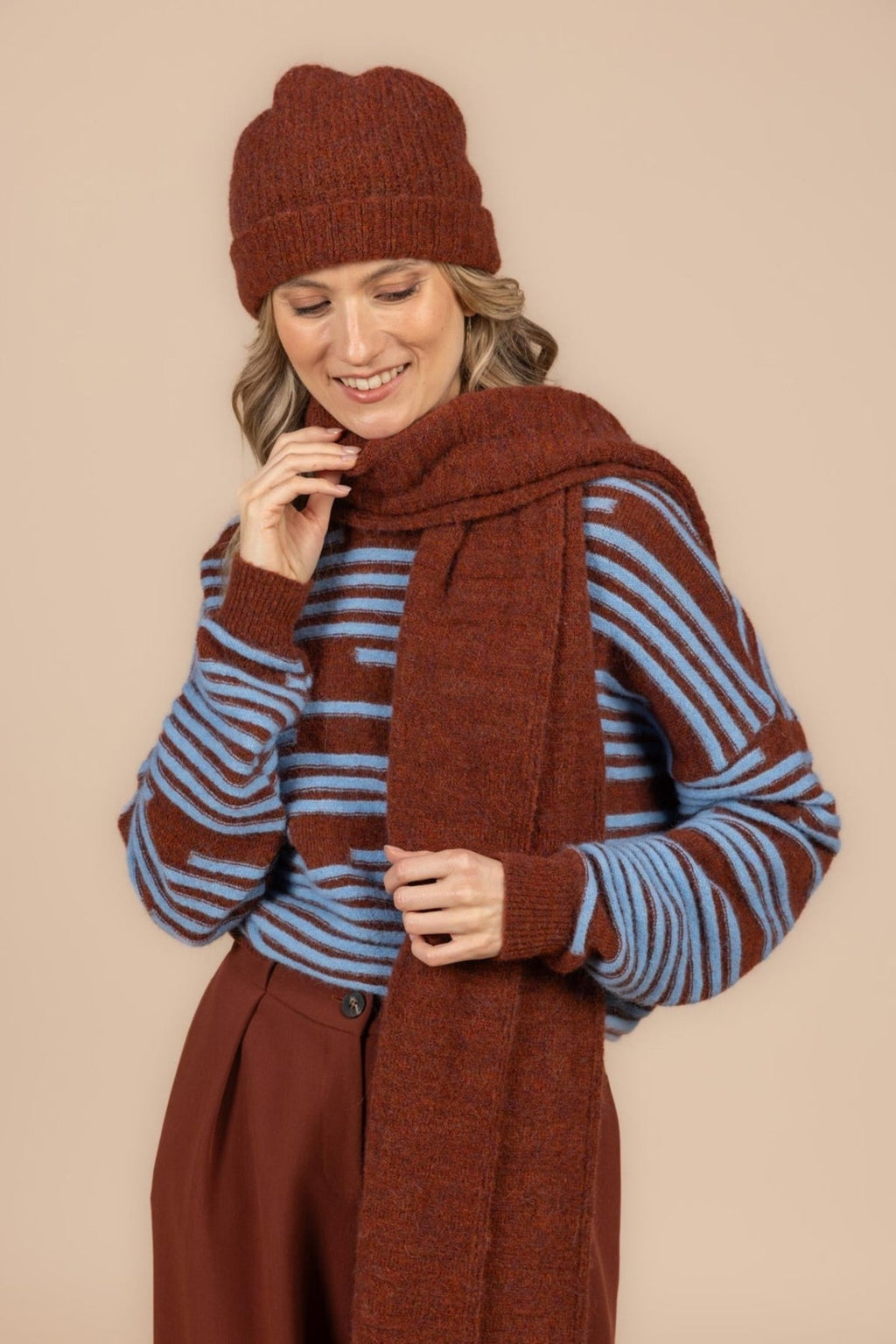 Four Roses 9528 BS sweater