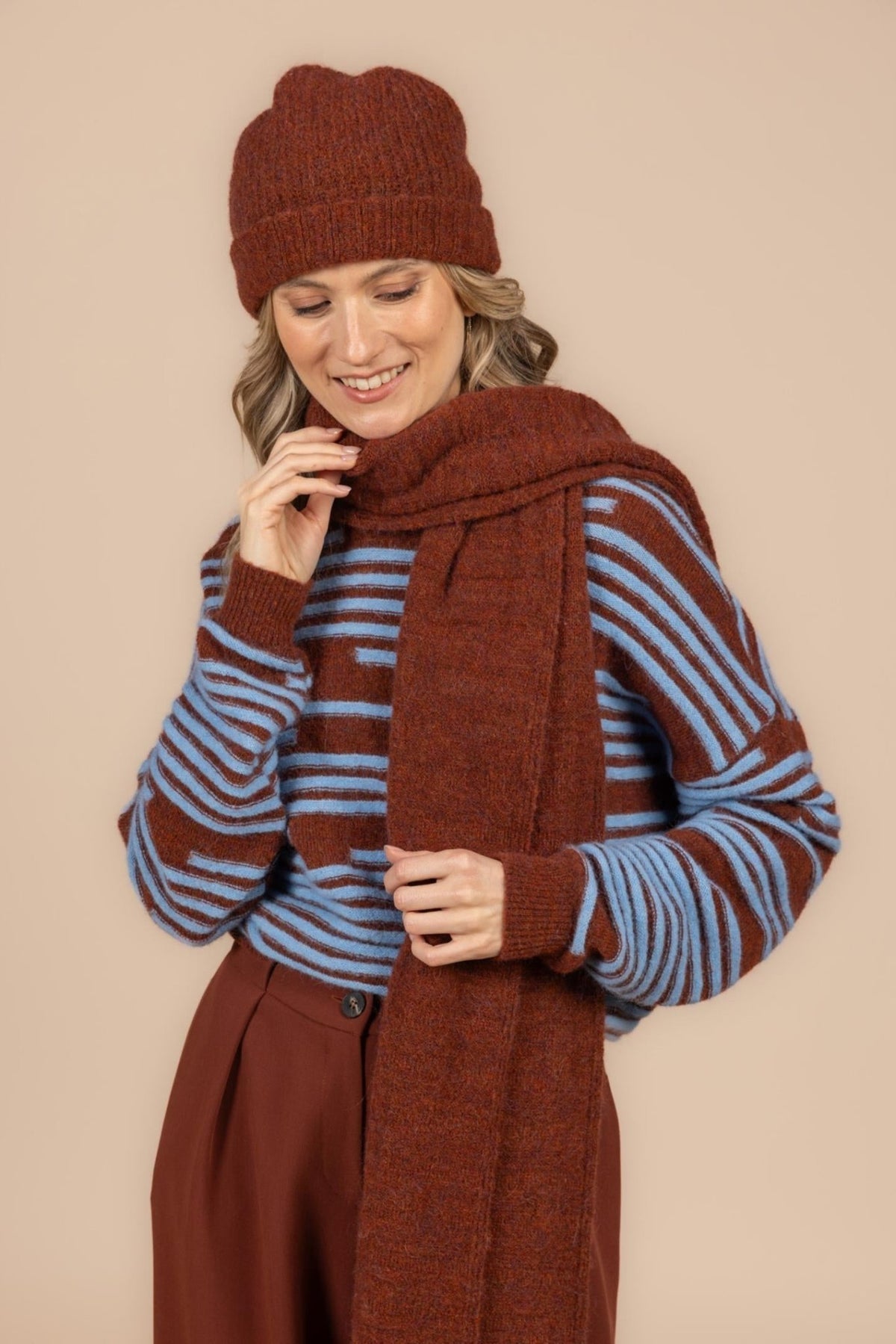 Four Roses 9528 BS sweater