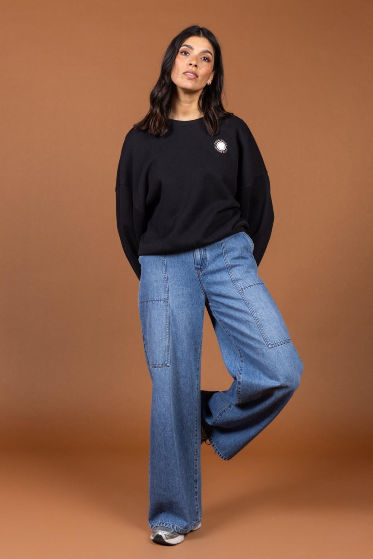Four Roses 9565 CAM Sweater